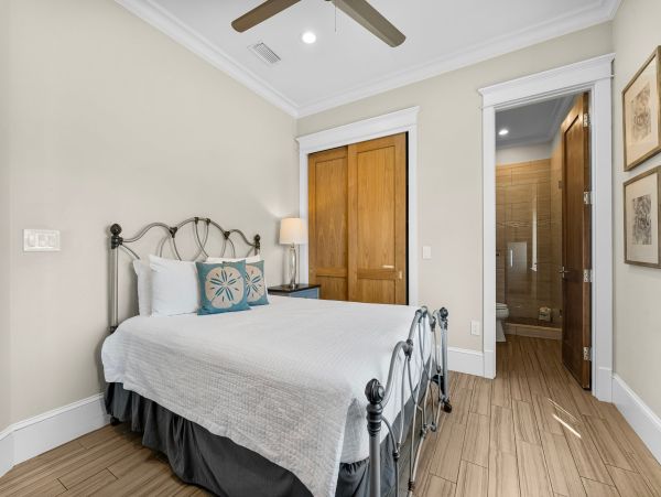 Destin Florida Luxury Beach House Rental - 9-Bedroom Gulf Coast Vacation Estate