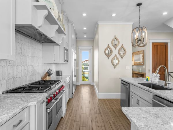 Destin Florida Luxury Beach House Rental - 9-Bedroom Gulf Coast Vacation Estate