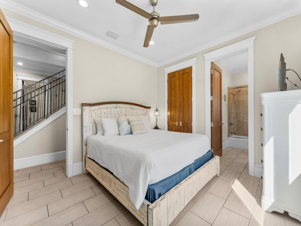 Destin Florida Luxury Beach House Rental - 9-Bedroom Gulf Coast Vacation Estate
