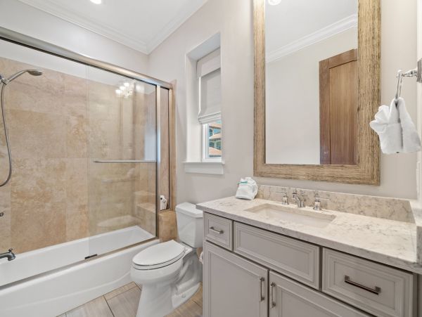 Destin Florida Luxury Beach House Rental - 9-Bedroom Gulf Coast Vacation Estate