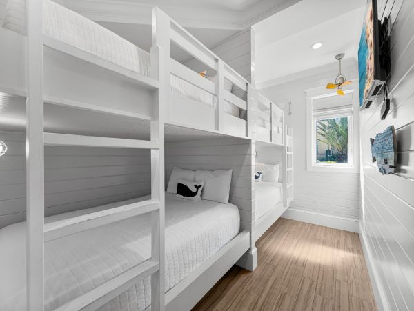 Destin Florida Luxury Beach House Rental - 9-Bedroom Gulf Coast Vacation Estate