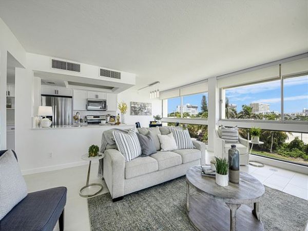 Siesta Key Beachfront Rentals | Renovated 2-Bedroom Gulf-View Condo