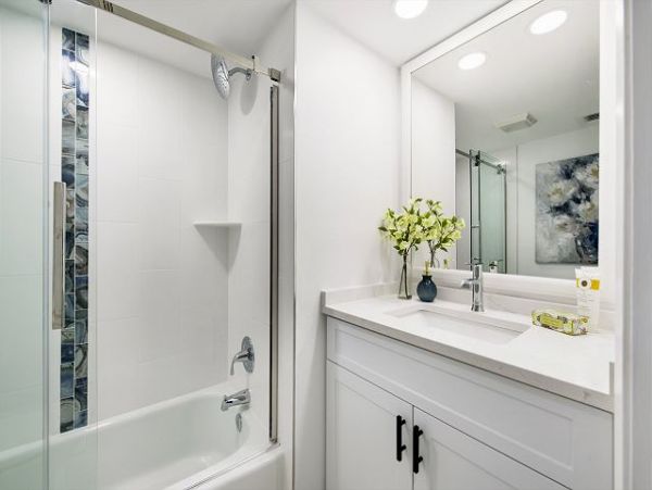 Siesta Key Beachfront Rentals | Renovated 2-Bedroom Gulf-View Condo