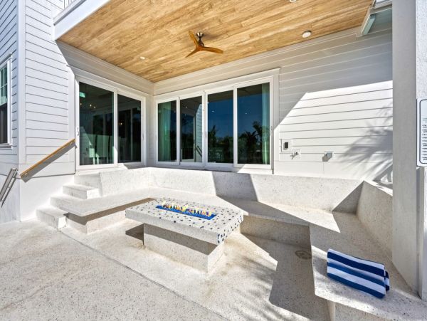 Lido Key Vacation Rental 9-Bed Luxury Sarasota Beach House with Pool & Rooftop