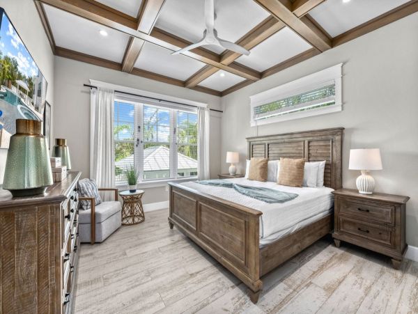Lido Key Vacation Rental 9-Bed Luxury Sarasota Beach House with Pool & Rooftop
