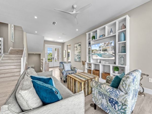Lido Key Vacation Rental 9-Bed Luxury Sarasota Beach House with Pool & Rooftop