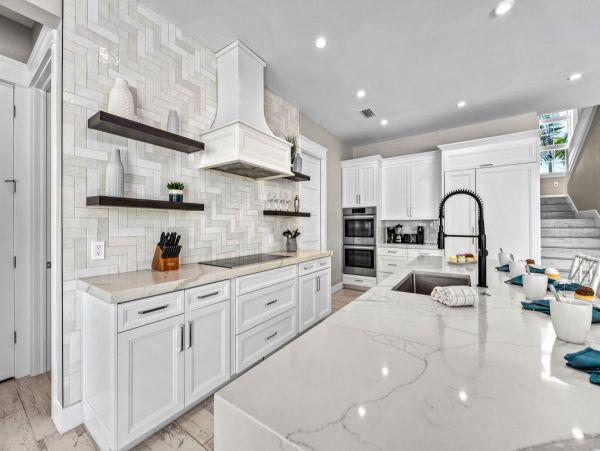 Lido Key Vacation Rental 9-Bed Luxury Sarasota Beach House with Pool & Rooftop