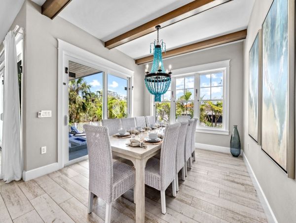 Lido Key Vacation Rental 9-Bed Luxury Sarasota Beach House with Pool & Rooftop