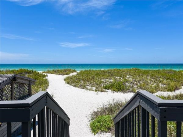 Direct Gulf Front Renovated Condo in Longboat Key