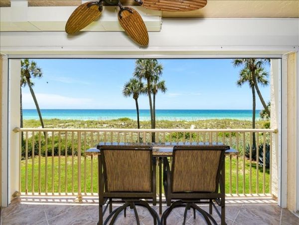 Direct Gulf Front Renovated Condo in Longboat Key