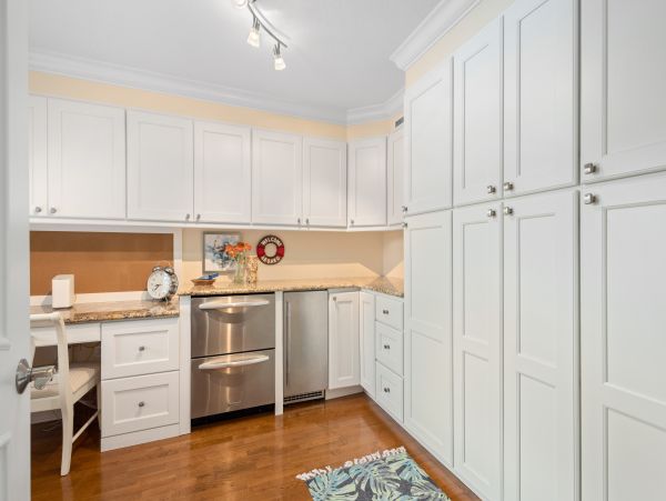 Direct Gulf Front Renovated Condo in Longboat Key