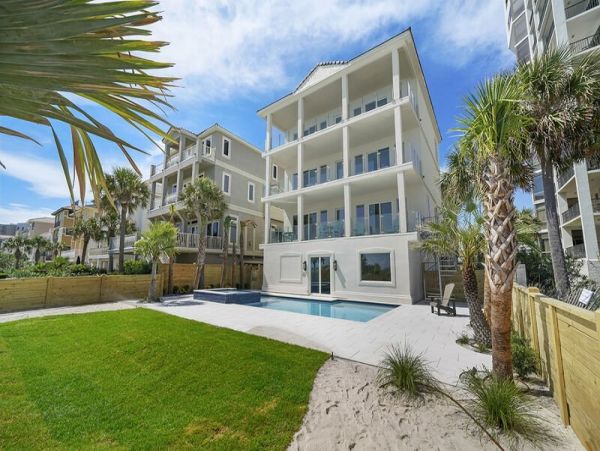 Destin Vacation Beach Home With Gulf Views Sleeps 26 Guests