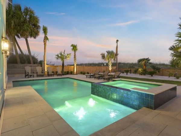 Destin Vacation Beach Home With Gulf Views Sleeps 26 Guests
