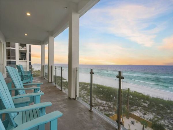 Destin Vacation Beach Home With Gulf Views Sleeps 26 Guests
