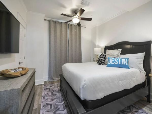 Destin Vacation Beach Home With Gulf Views Sleeps 26 Guests