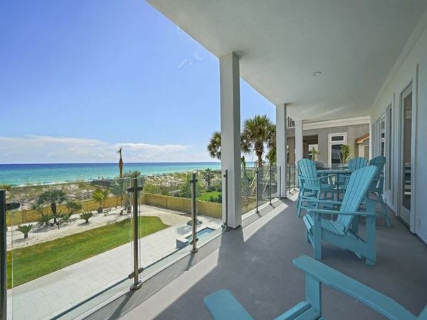 Destin Vacation Beach Home With Gulf Views Sleeps 26 Guests
