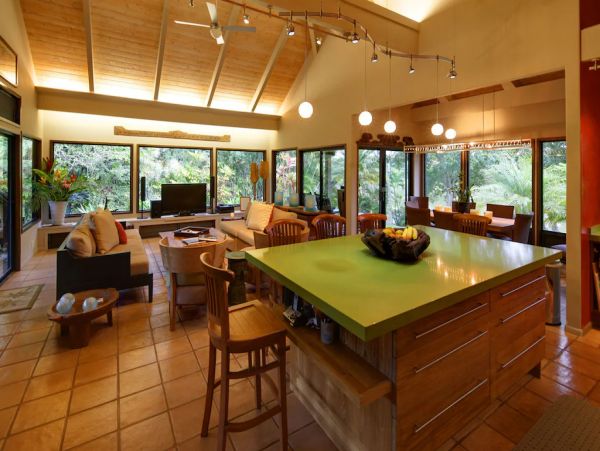 Best Lakeside Private Estate in Kauai