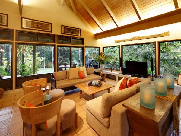 Best Lakeside Private Estate in Kauai