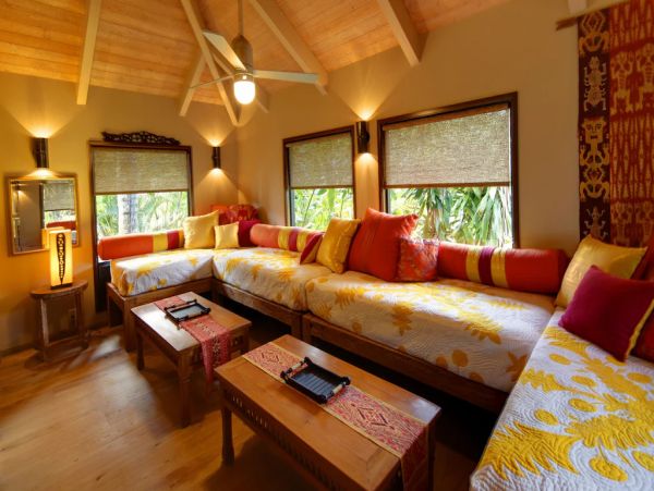 Best Lakeside Private Estate in Kauai