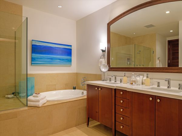 Luxury Vacation Penthouse with Ocean Views 6 Guests