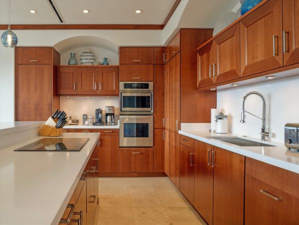 Luxury Vacation Penthouse with Ocean Views 6 Guests
