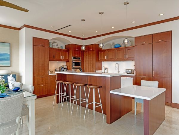 Luxury Vacation Penthouse with Ocean Views 6 Guests