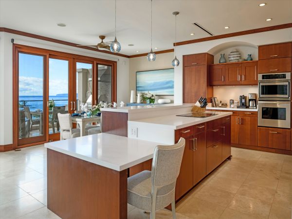 Luxury Vacation Penthouse with Ocean Views 6 Guests