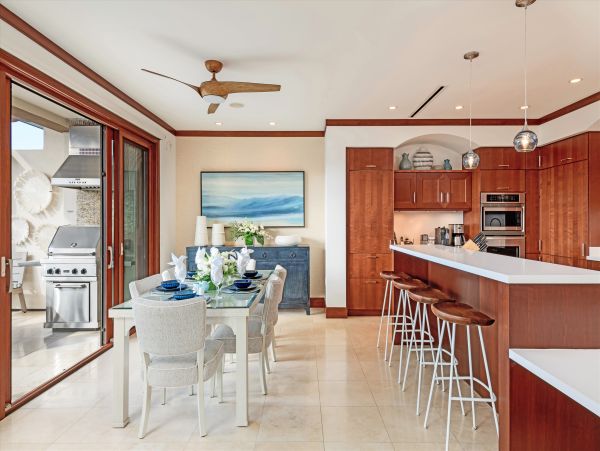 Luxury Vacation Penthouse with Ocean Views 6 Guests