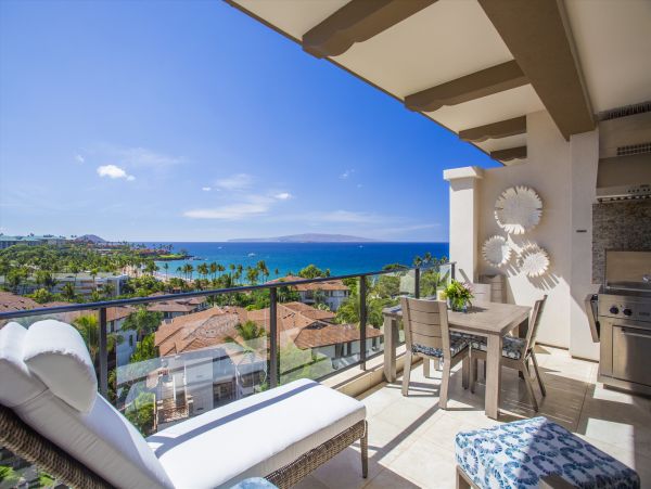 Luxury Vacation Penthouse with Ocean Views 6 Guests
