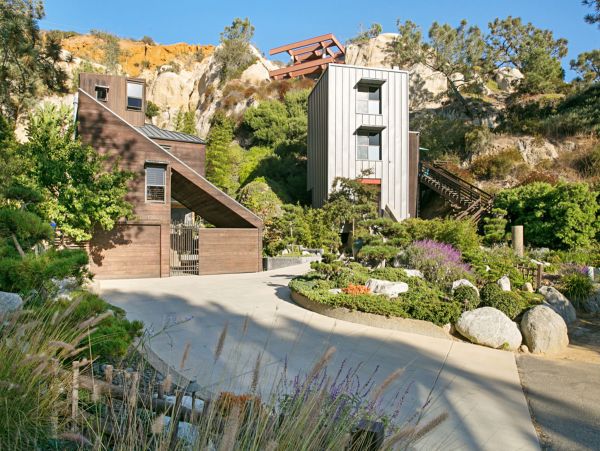 Del Mar Custom Vacation Home Close To Town Yet Secluded