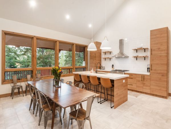 Sundance Home 996772