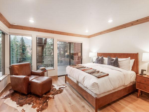 Sundance Home 996772