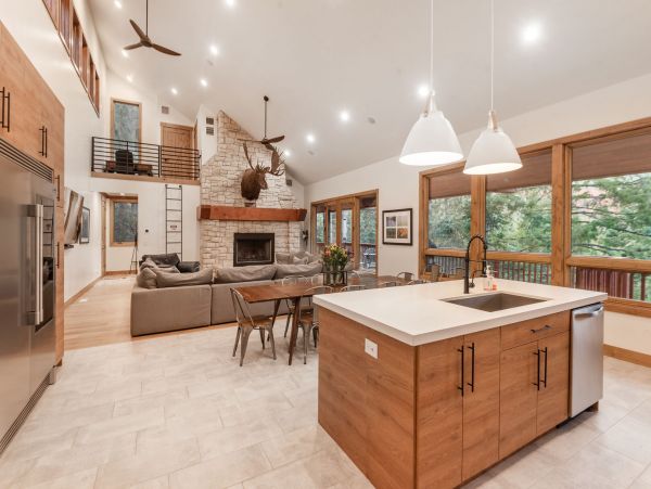 Sundance Home 996772