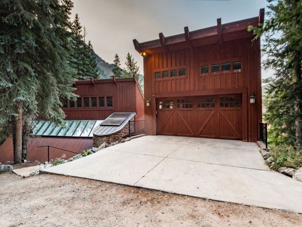 Sundance Home 996772