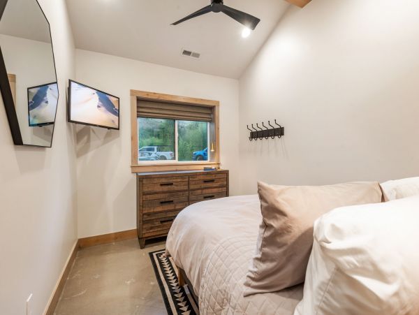 Sundance Home 996774