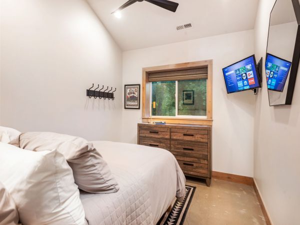 Sundance Home 996774