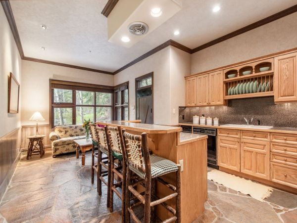 Sundance Home 996778