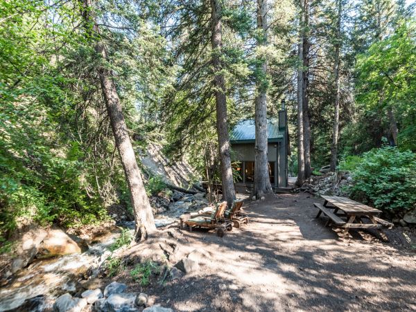 Sundance Home 996779