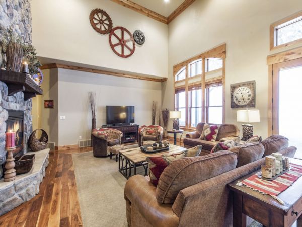 Sundance Home 996780