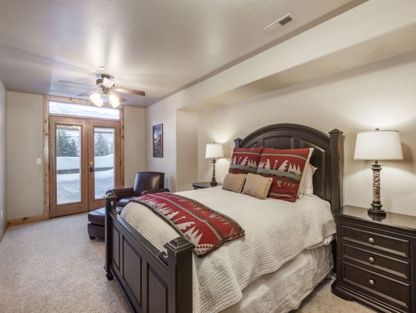 Sundance Home 996780