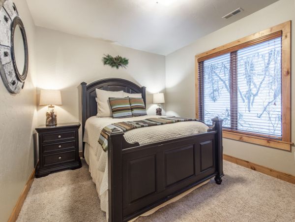 Sundance Home 996780