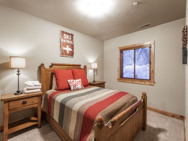 Sundance Home 996780