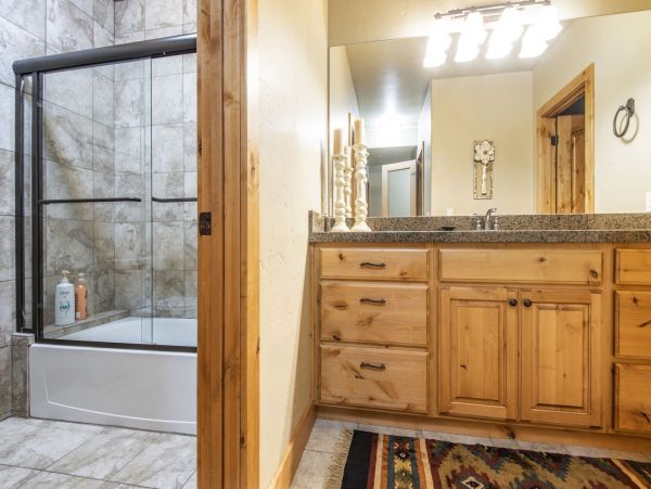 Sundance Home 996780