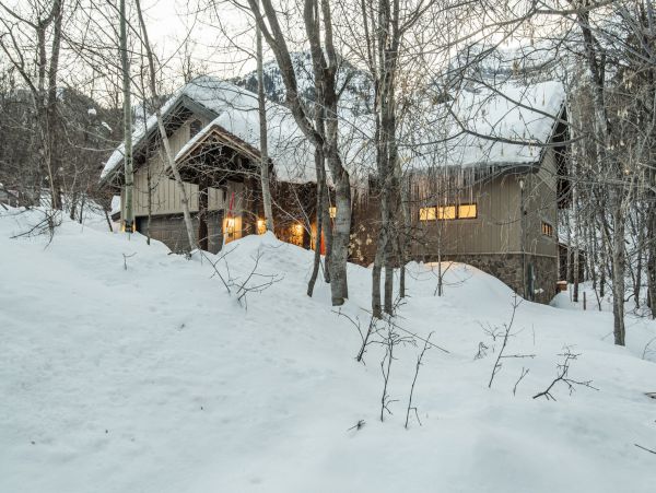 Beautiful Three Bedroom Cabin in Sundance 5 Min Walk from Resort