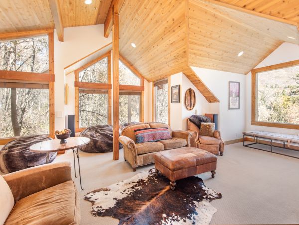 Sundance Home 996784