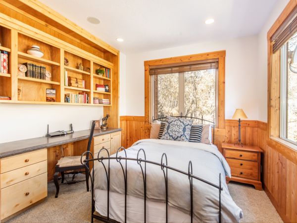 Sundance Home 996784