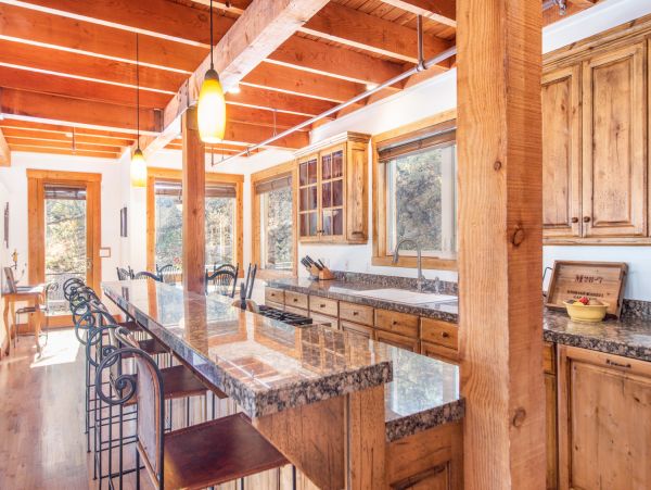 Sundance Home 996784