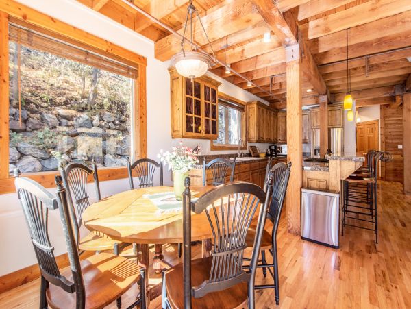 Sundance Home 996784