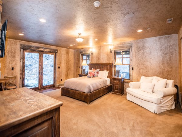 Sundance Home 996785
