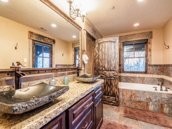 Sundance Home 996785